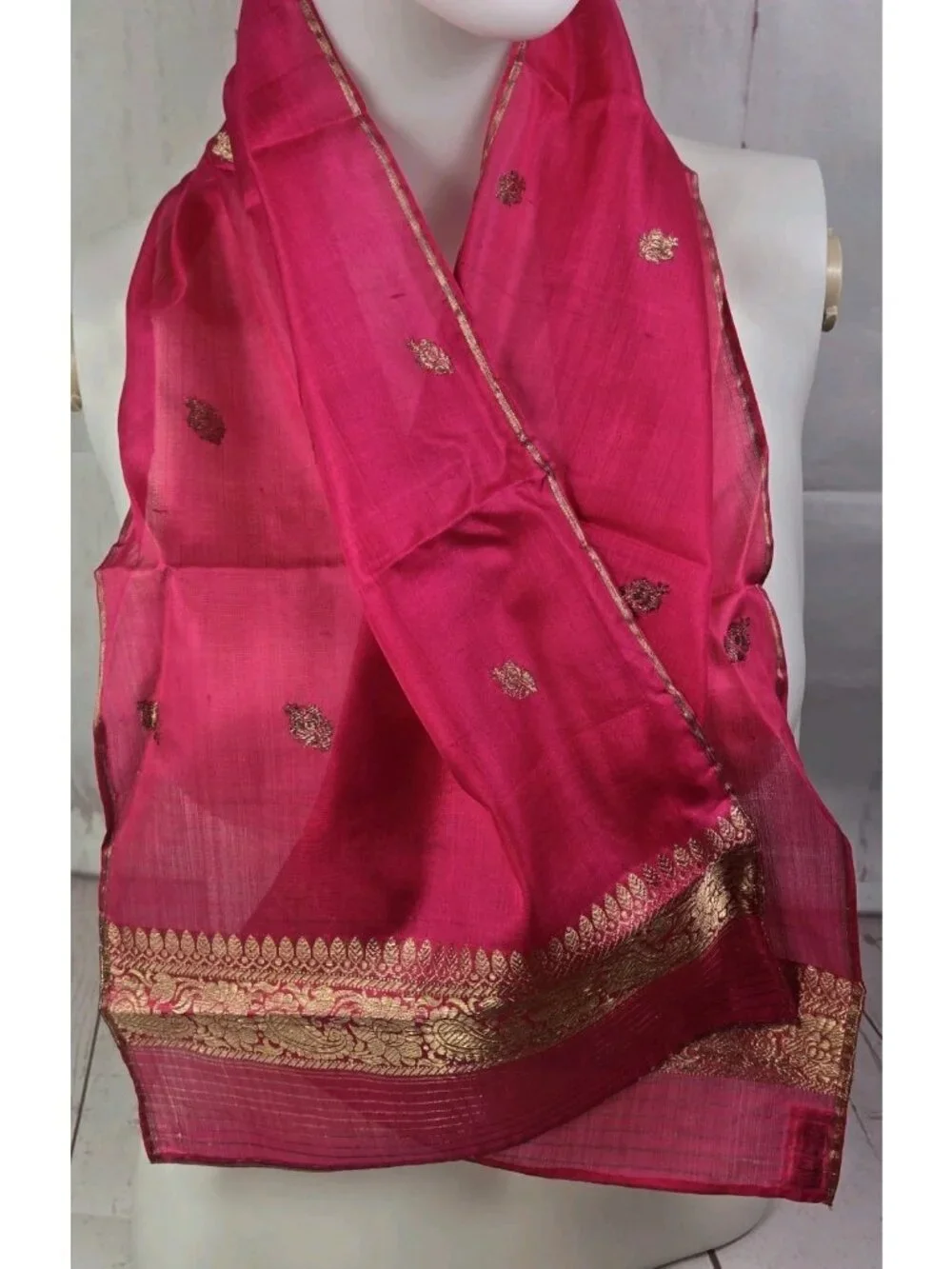 Hand Woven 100% Pure Silk MAGENTA PINK GOLD Made in India Saree Scarf @ 43